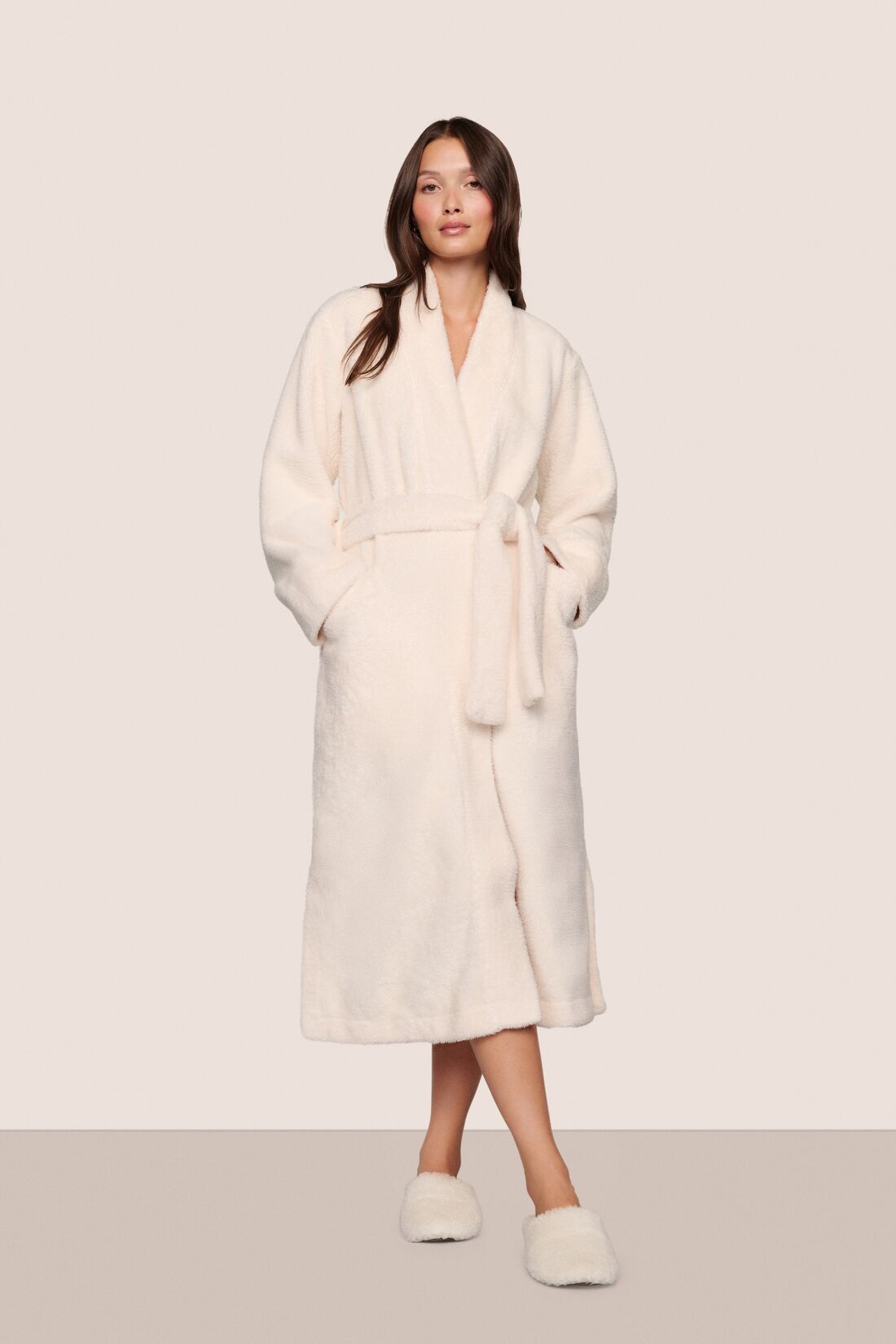 Model is wearing Renew plush Robe in Ivory