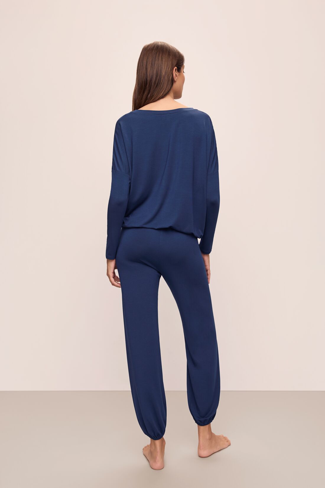 Model wearing Gisele TENCEL Modal Slouchy PJ Set in Navy/Ivory