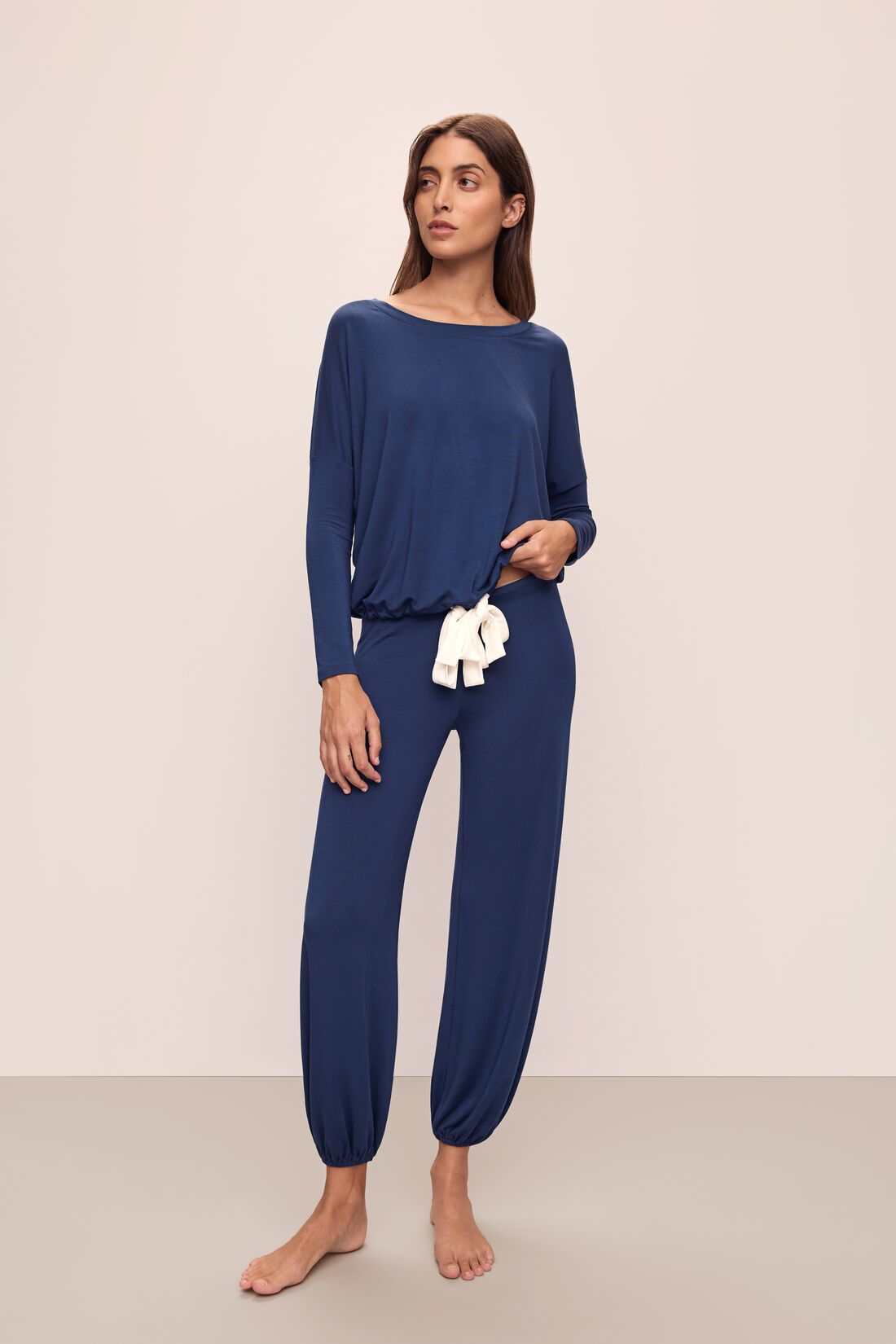 Model wearing Gisele TENCEL Modal Slouchy PJ Set in Navy/Ivory