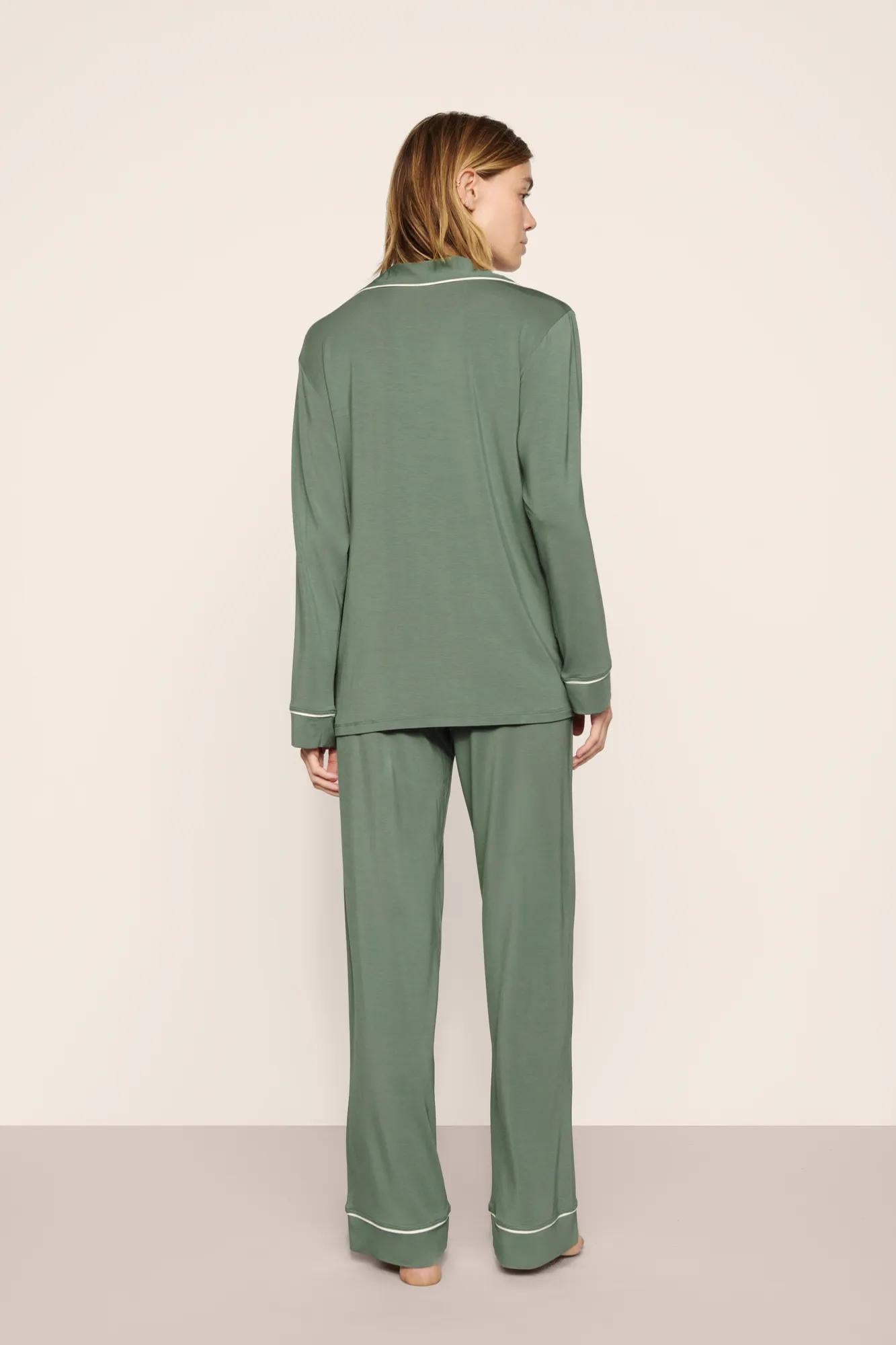 Model is wearing Gisele TENCEL™ Modal Long PJ Set  in  Desert Sage/Ivory