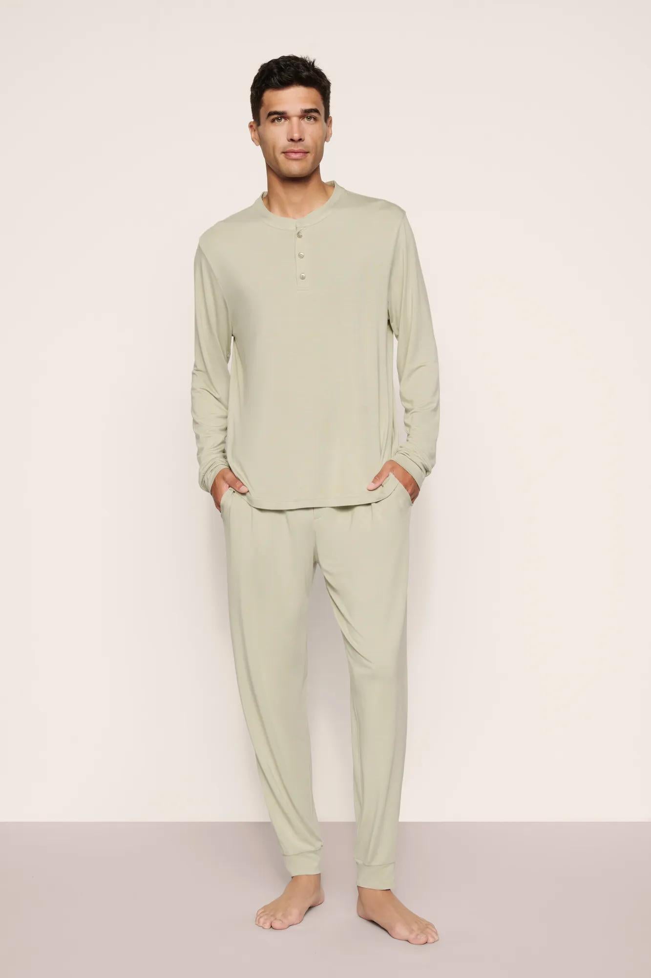 Model is wearing Henry TENCEL™ Modal Long PJ Set  in  Sandstone
