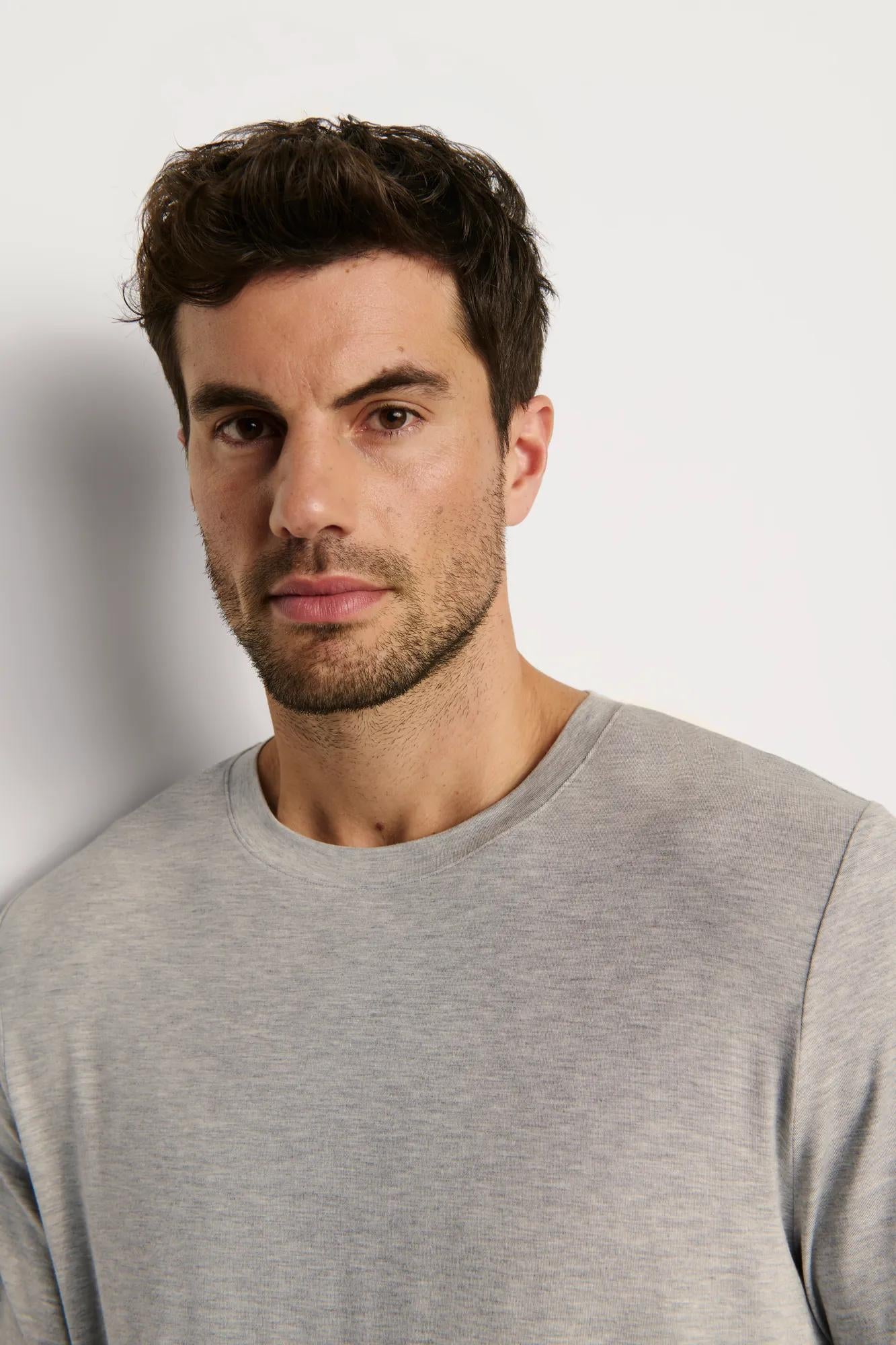Model is wearing Henry TENCEL™ Modal Short PJ Set in Heather Grey