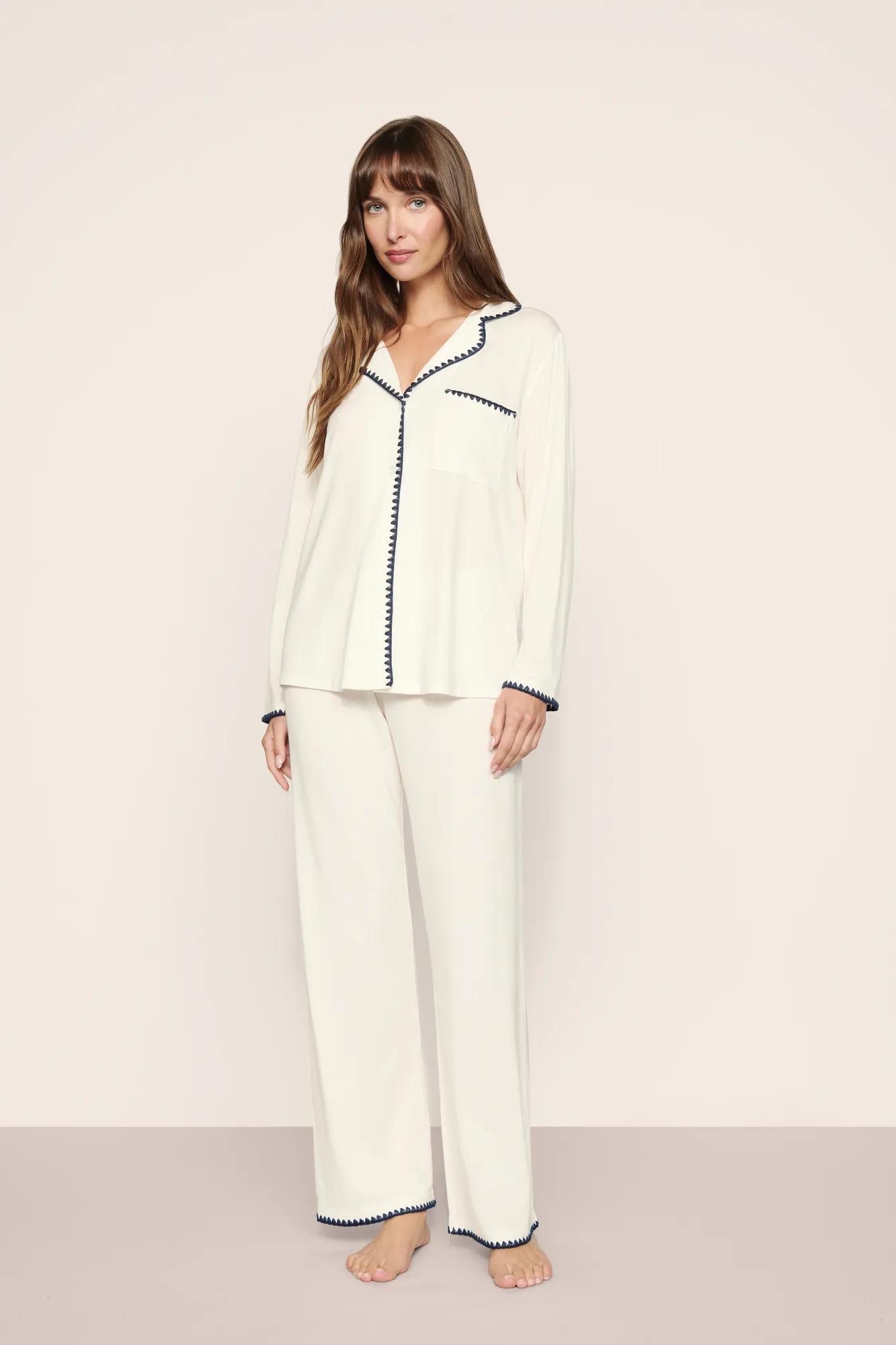 Model is wearing Frida TENCEL™ Modal Long PJ Set  in  Ivory/Navy