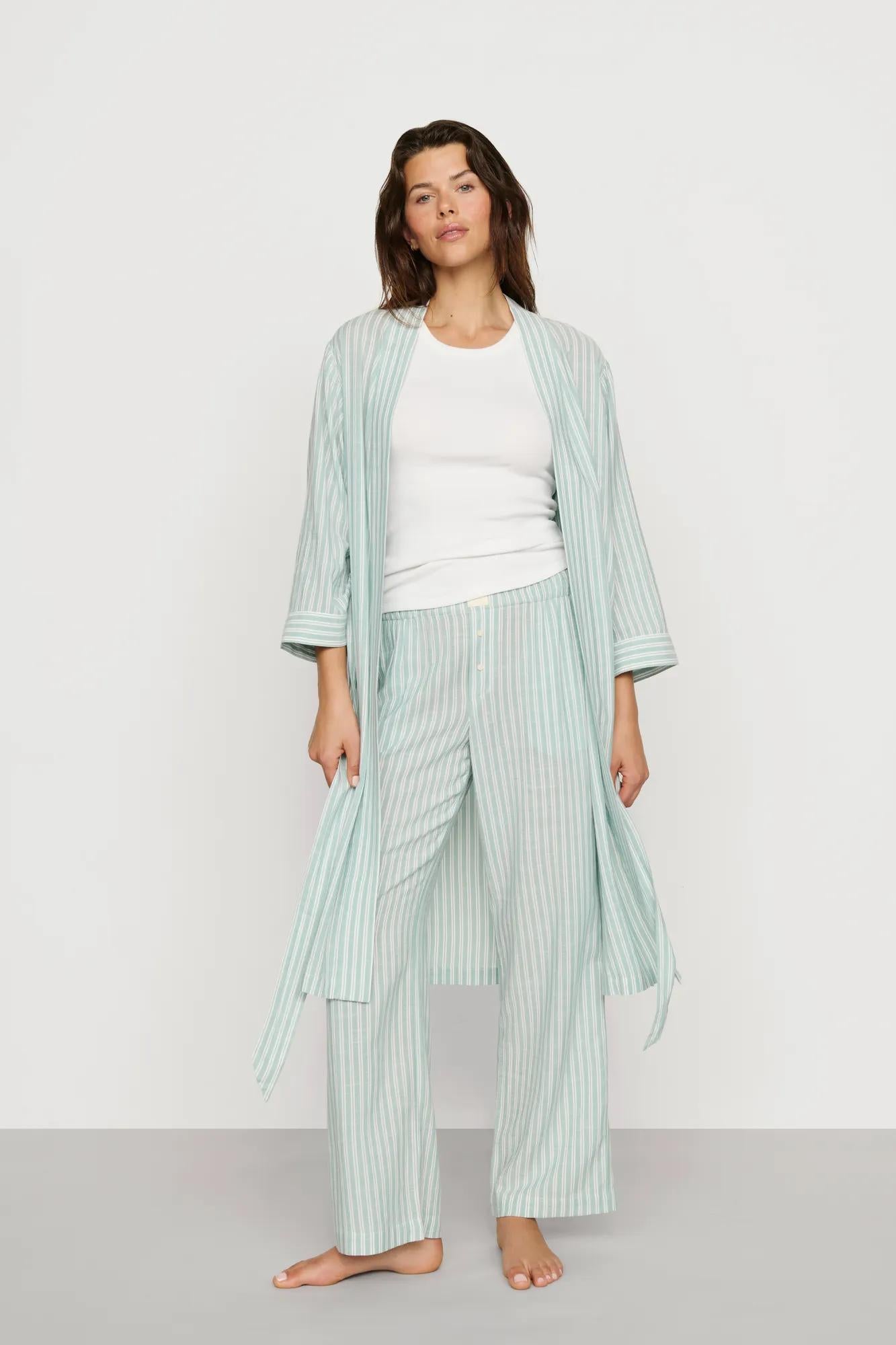 Model is wearing Nautico Midi Robe in Regatta Stripe Seagrass/White