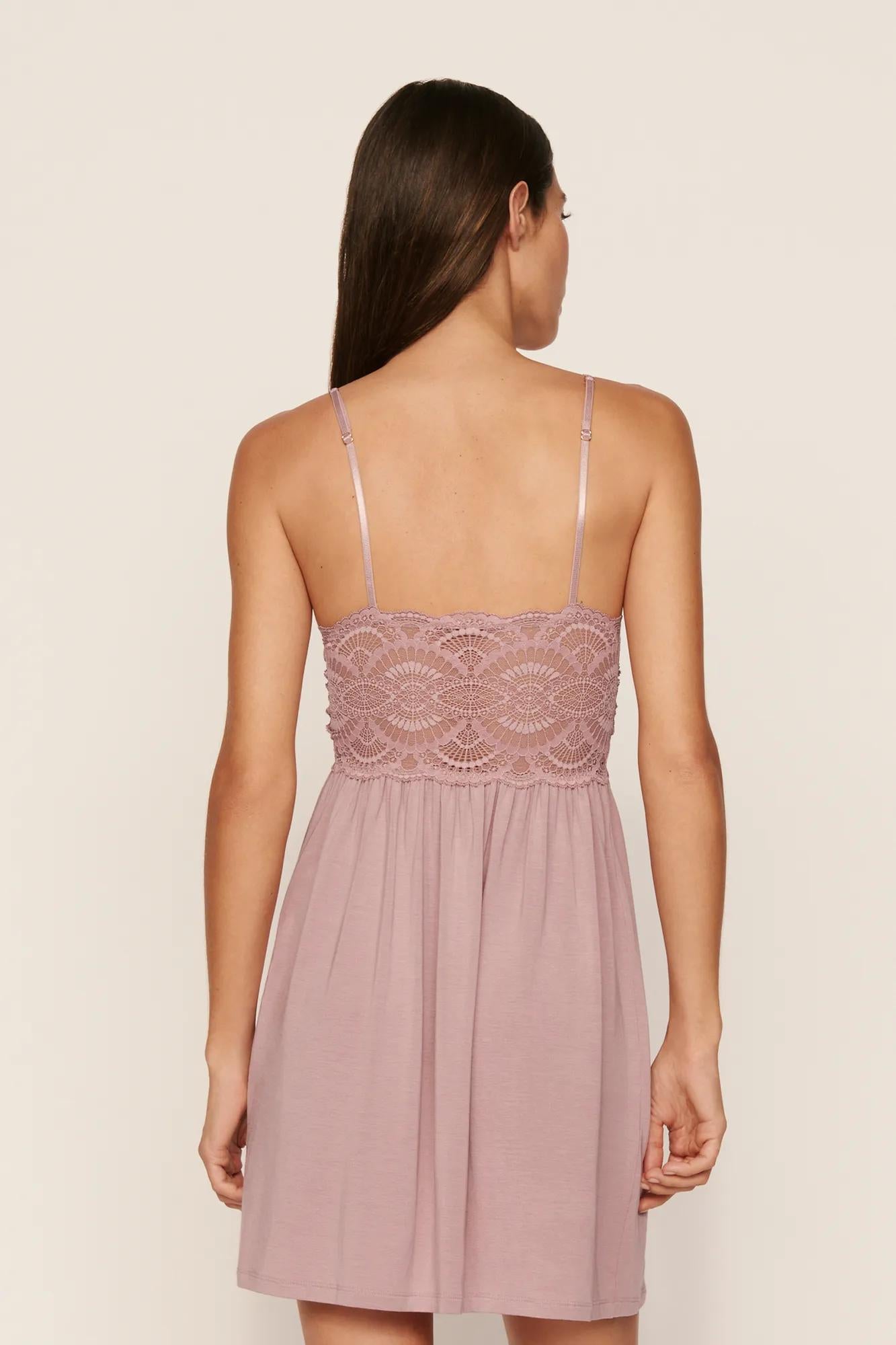 Model is wearing Mariana TENCEL™ Modal Chemise in Woodrose