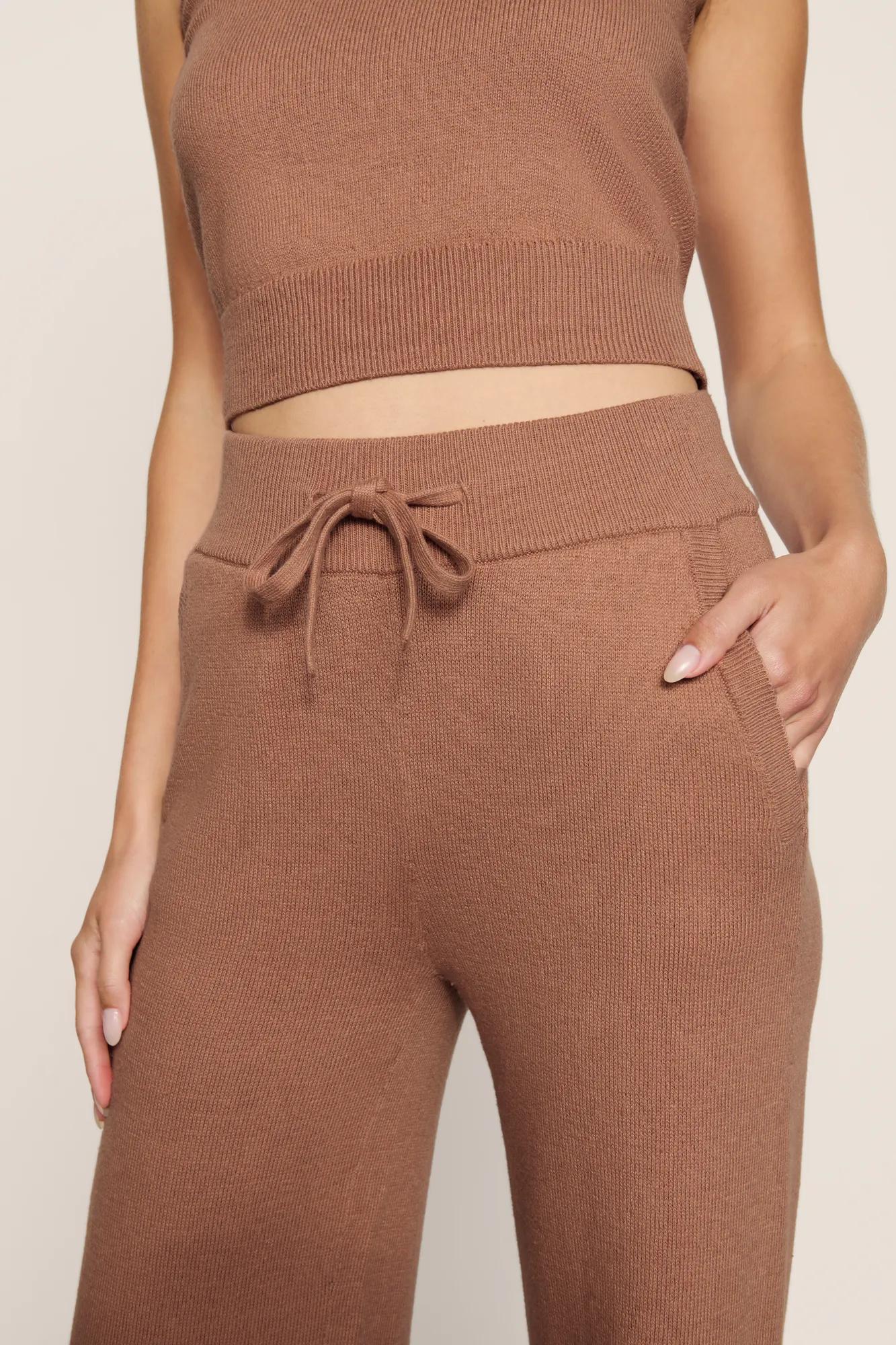 Model is wearing Recycled Sweater Pant  in  Hazelnut