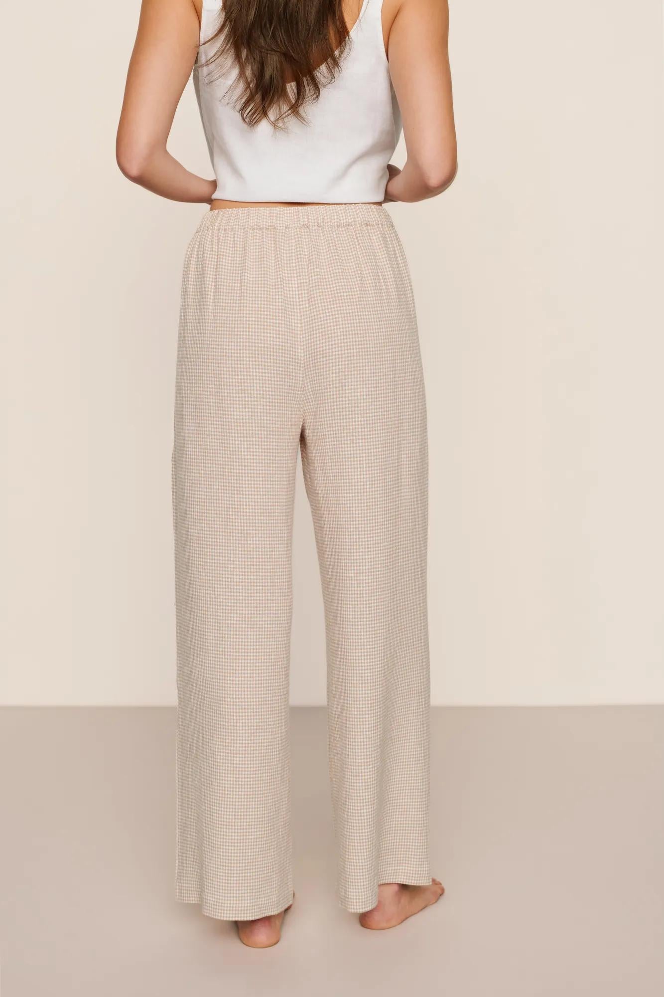 Model is wearing Linen Blend Relaxed Pant in Gingham White/Warm Taupe